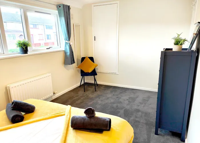 Terrance House, Modern, Spacious